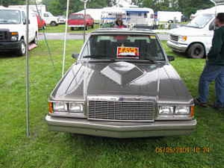 Illustration for article titled 1981 Ford Granada for a Barely Noticeable $3,200!